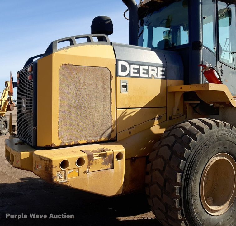 image for item DV9843 2007 John Deere 624J wheel loader