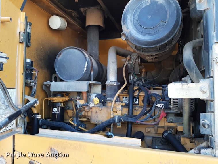image for item DV9843 2007 John Deere 624J wheel loader