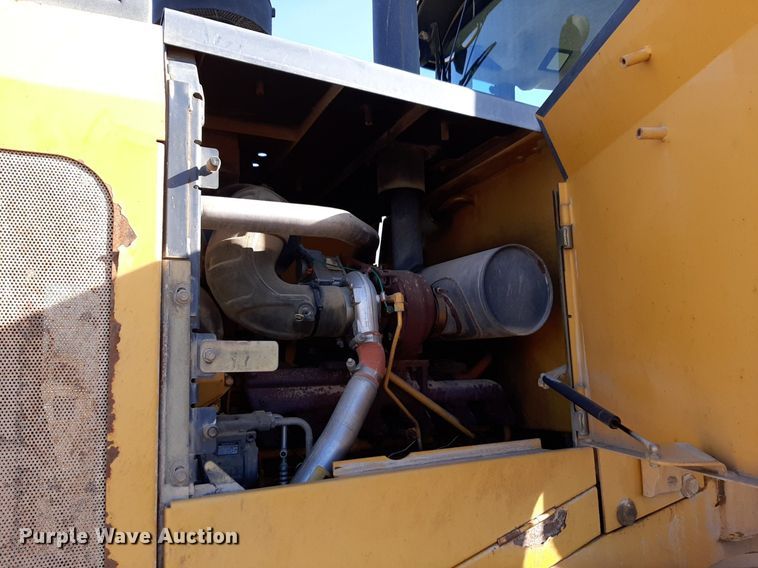 image for item DV9843 2007 John Deere 624J wheel loader