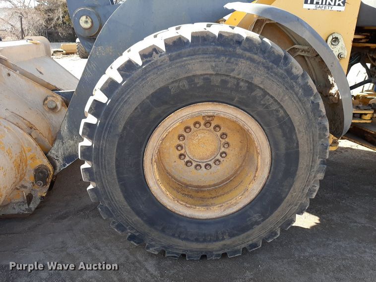 image for item DV9843 2007 John Deere 624J wheel loader