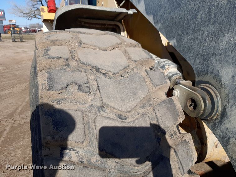 image for item DV9843 2007 John Deere 624J wheel loader