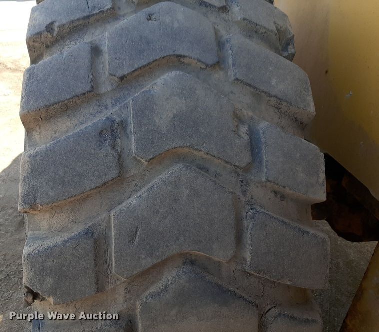 image for item DV9843 2007 John Deere 624J wheel loader