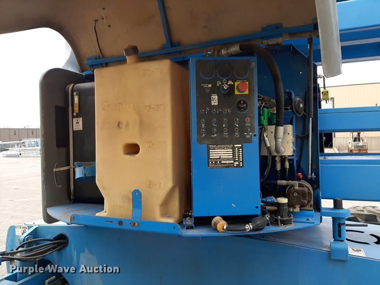 image for item DV9851 2003 Genie Z-60/34 boom lift