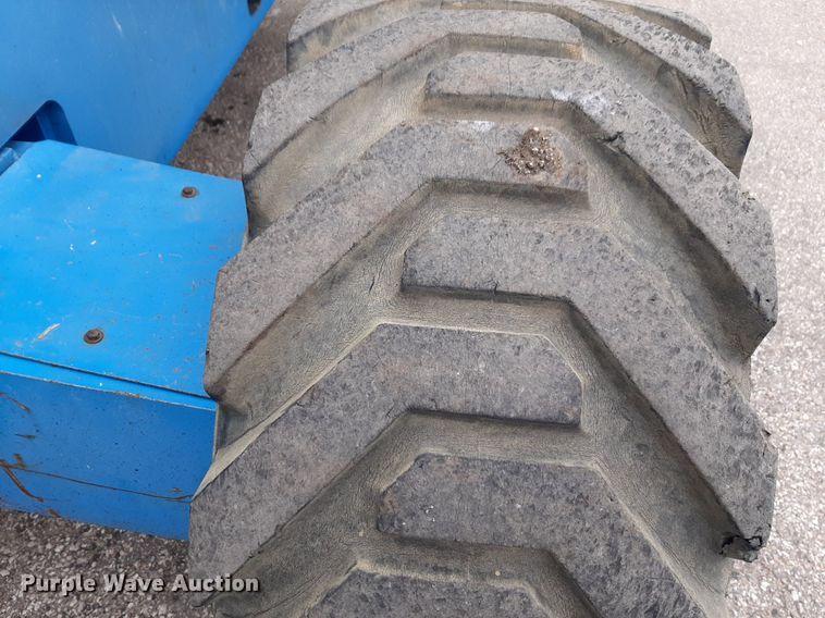 image for item DV9851 2003 Genie Z-60/34 boom lift