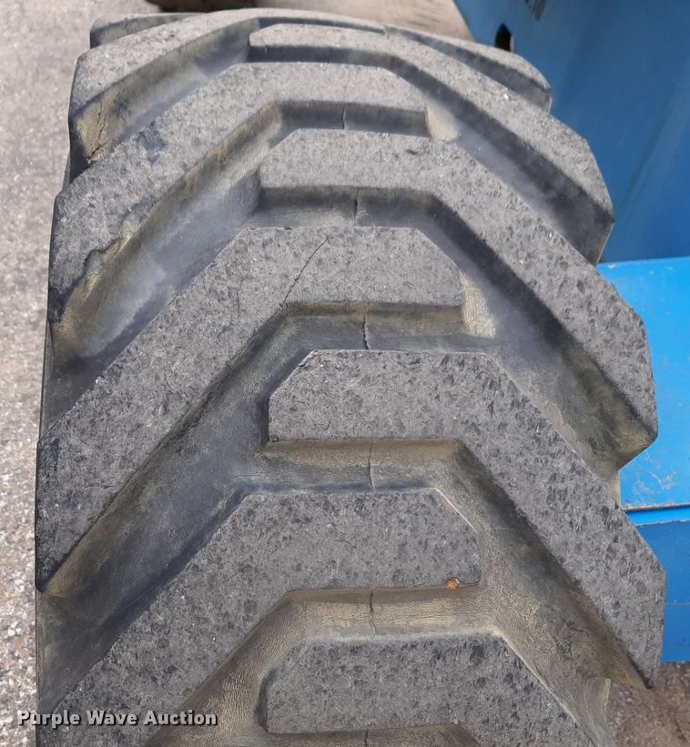 image for item DV9851 2003 Genie Z-60/34 boom lift