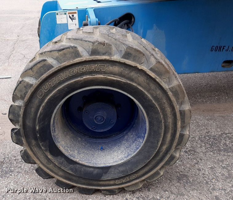 image for item DV9851 2003 Genie Z-60/34 boom lift