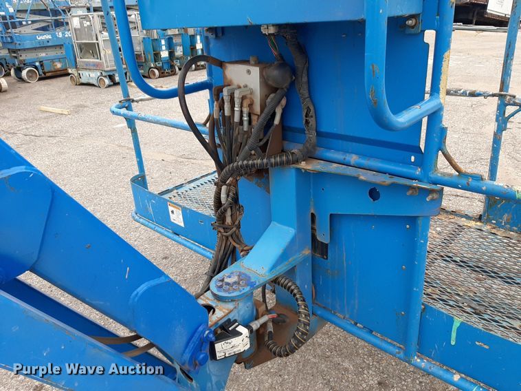 image for item DV9853 2004 Genie Z-80/60 boom lift