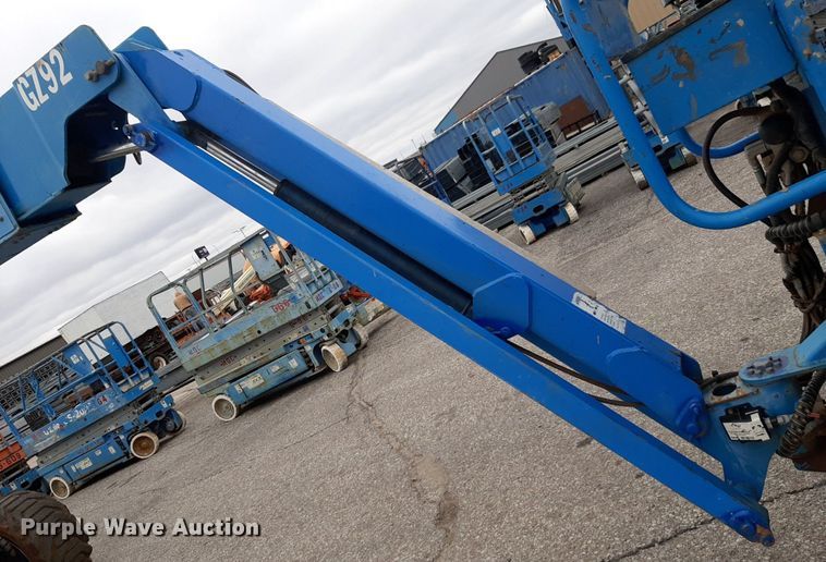 image for item DV9853 2004 Genie Z-80/60 boom lift