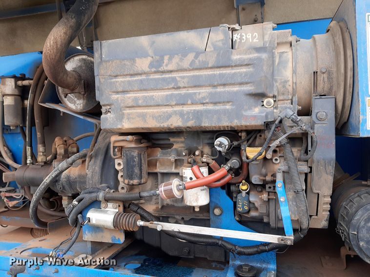 image for item DV9853 2004 Genie Z-80/60 boom lift