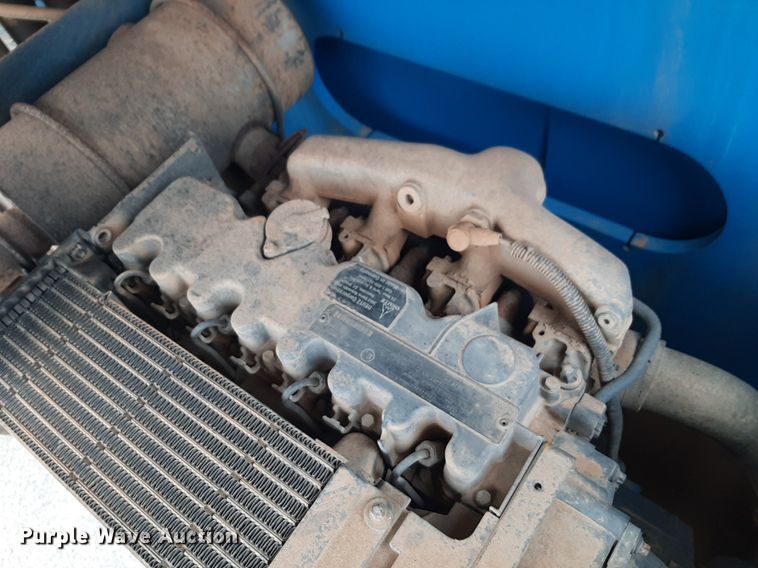 image for item DV9853 2004 Genie Z-80/60 boom lift