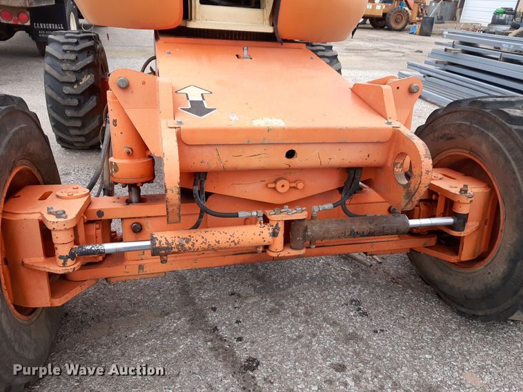 image for item DV9854 1999 JLG 600S boom lift