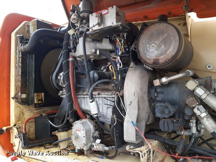 image for item DV9854 1999 JLG 600S boom lift