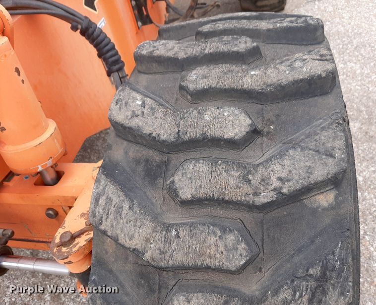 image for item DV9854 1999 JLG 600S boom lift