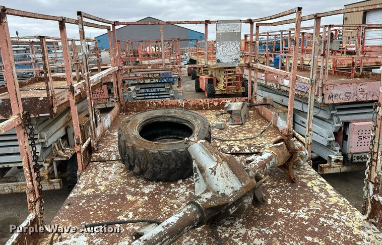 image for item DV9855 Skyjack  SJ8841  scissor lift