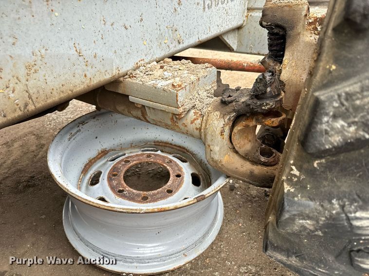 image for item DV9855 Skyjack  SJ8841  scissor lift