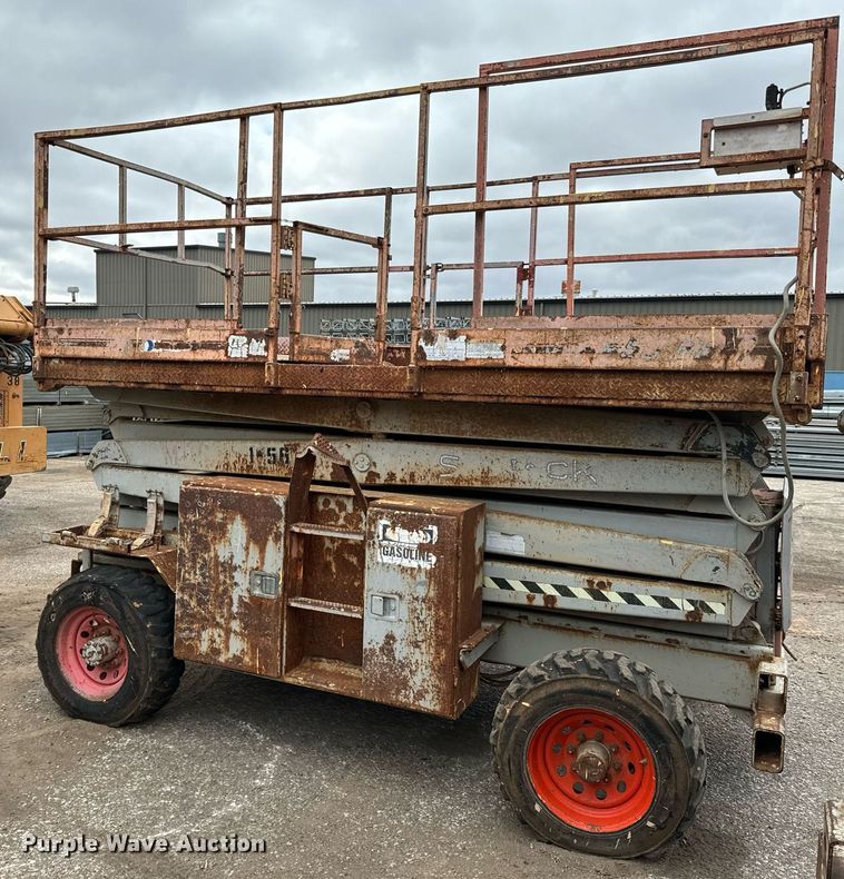 image for item DV9856 Skyjack SJ8841 scissor lift