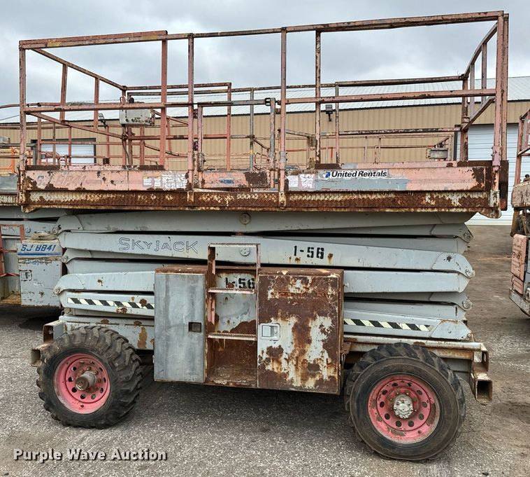 image for item DV9856 Skyjack SJ8841 scissor lift