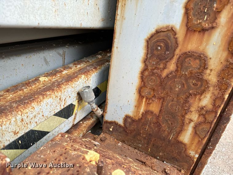 image for item DV9856 Skyjack SJ8841 scissor lift