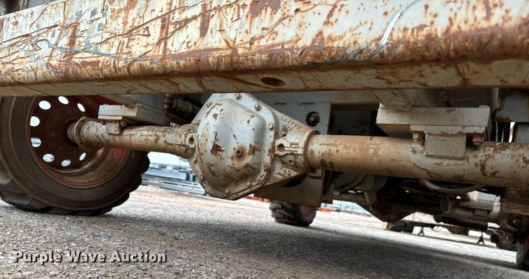 image for item DV9856 Skyjack SJ8841 scissor lift