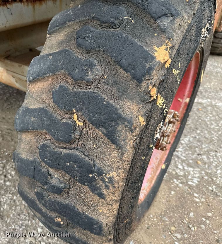 image for item DV9856 Skyjack SJ8841 scissor lift