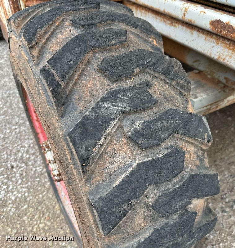 image for item DV9856 Skyjack SJ8841 scissor lift