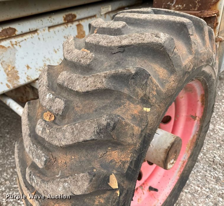 image for item DV9856 Skyjack SJ8841 scissor lift