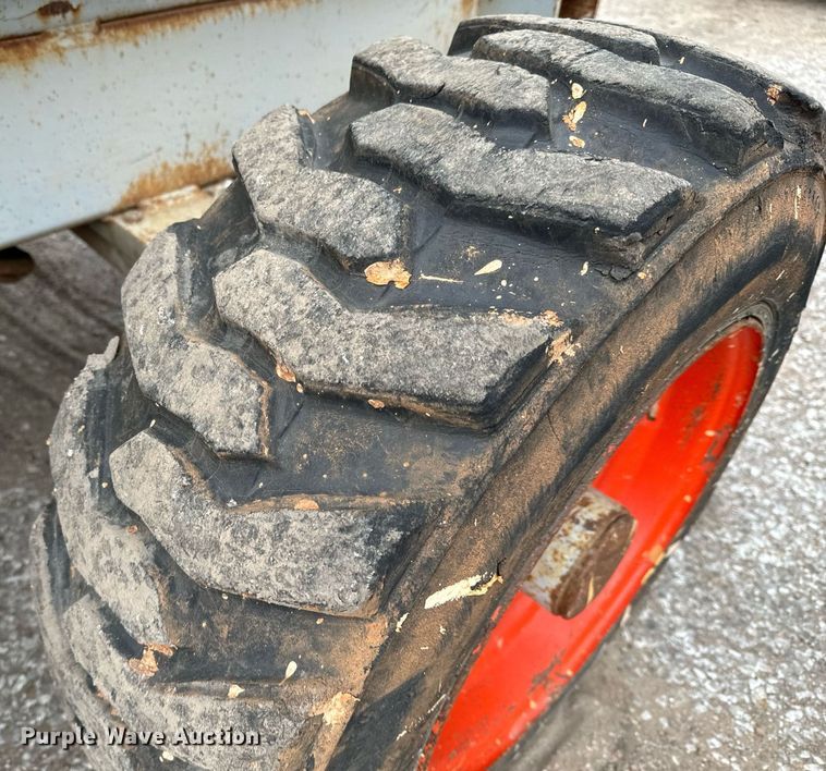 image for item DV9856 Skyjack SJ8841 scissor lift