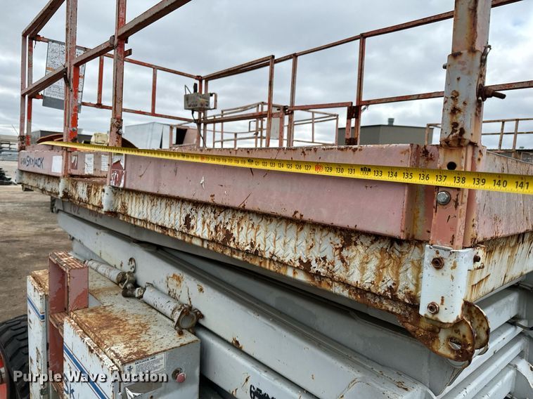 image for item DV9857 Skyjack SJ8841 scissor lift