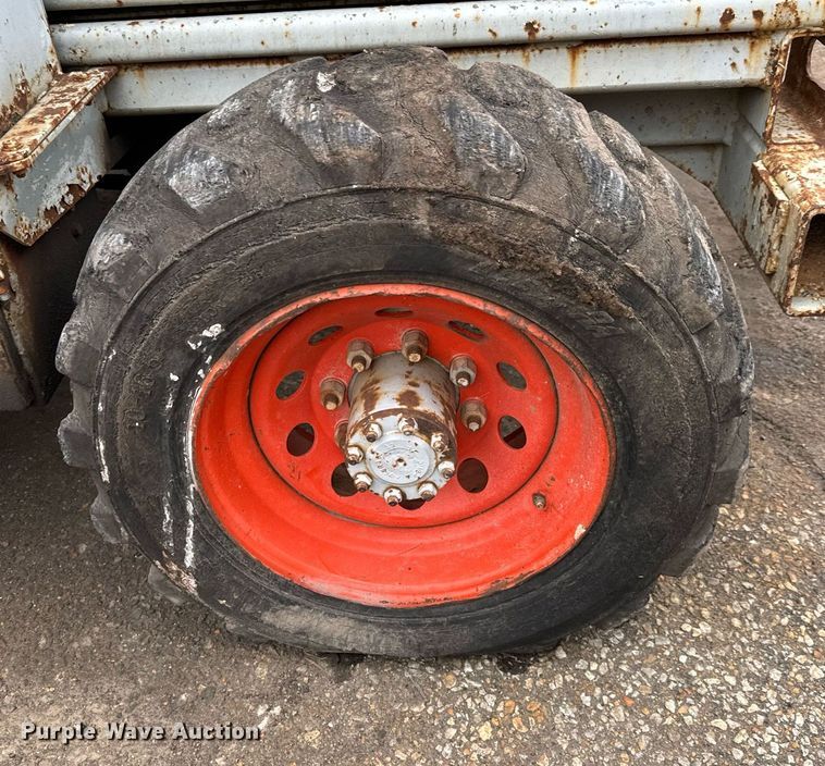 image for item DV9857 Skyjack SJ8841 scissor lift