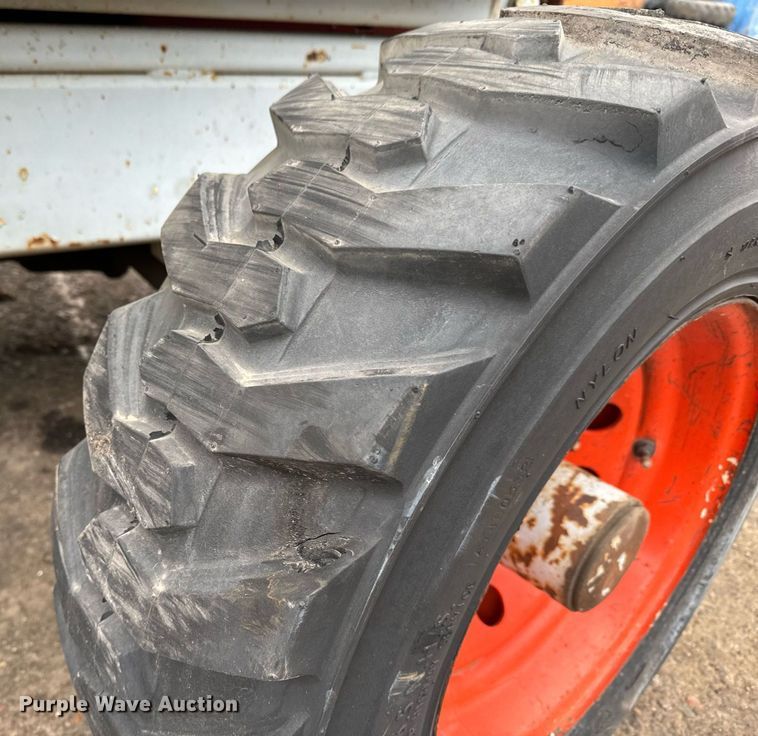 image for item DV9857 Skyjack SJ8841 scissor lift