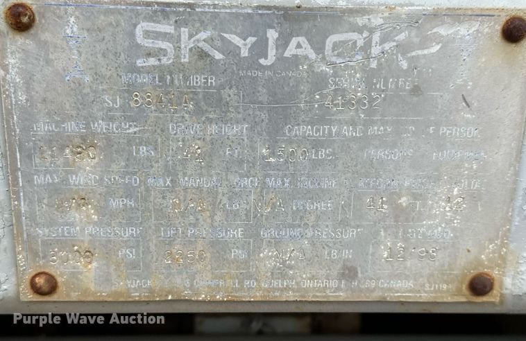 image for item DV9857 Skyjack SJ8841 scissor lift