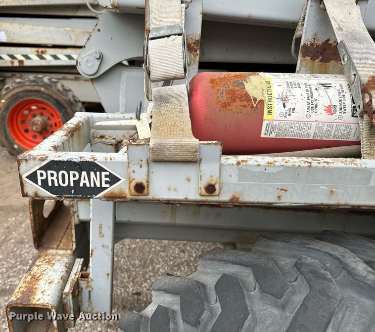 image for item DV9858 Skyjack  SJ8841A scissor lift