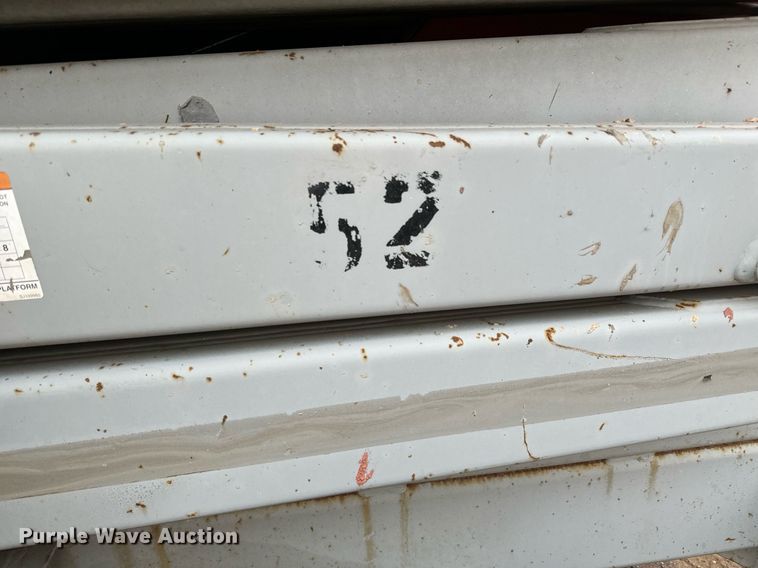 image for item DV9858 Skyjack  SJ8841A scissor lift