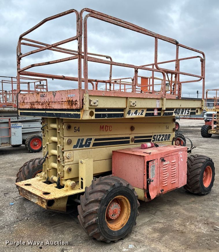 image for item DV9860 JLG 40RTS scissor lift