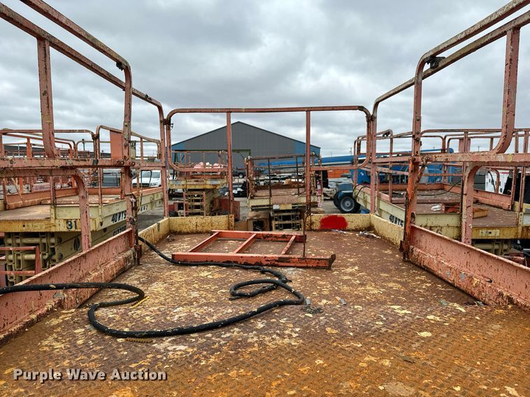 image for item DV9860 JLG 40RTS scissor lift