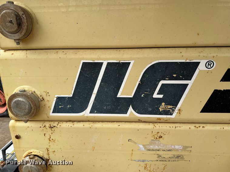 image for item DV9860 JLG 40RTS scissor lift