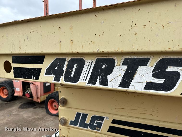 image for item DV9860 JLG 40RTS scissor lift
