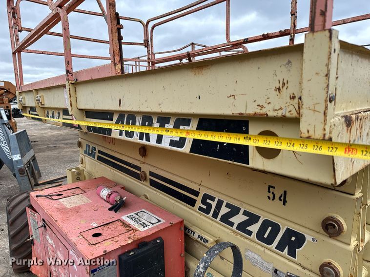 image for item DV9860 JLG 40RTS scissor lift