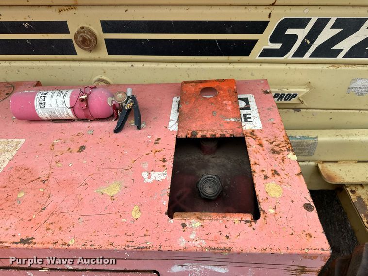 image for item DV9860 JLG 40RTS scissor lift