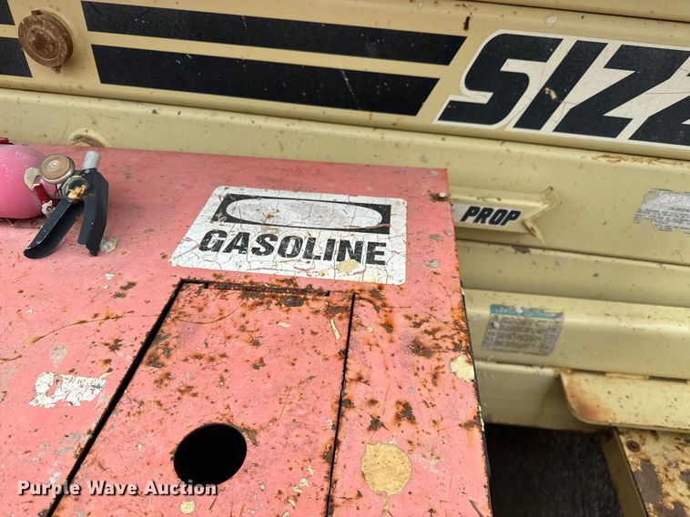 image for item DV9860 JLG 40RTS scissor lift