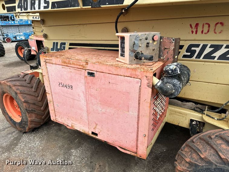 image for item DV9860 JLG 40RTS scissor lift