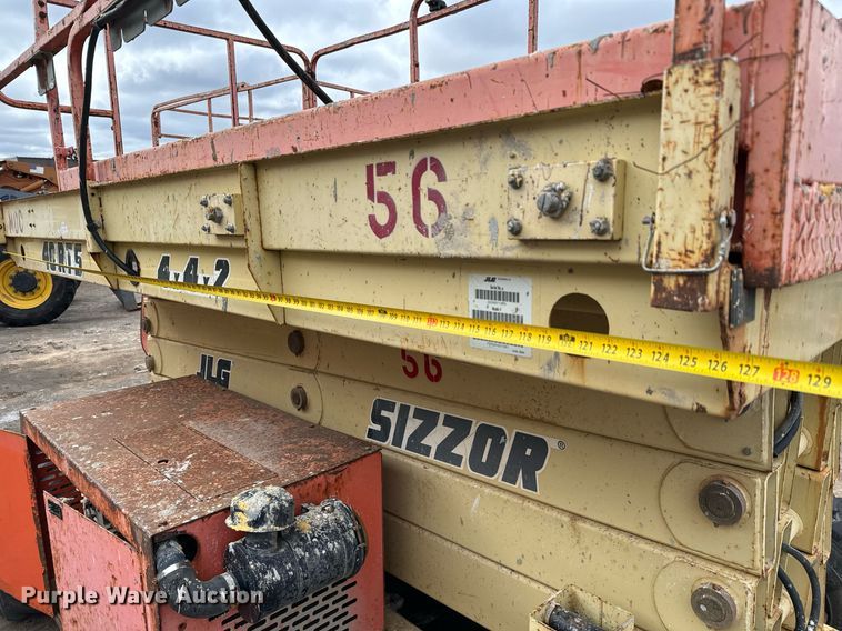 image for item DV9861 JLG 40RTS scissor lift