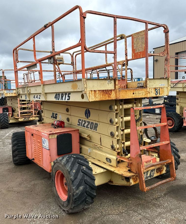 image for item DV9862 2000 JLG 40RTS scissor lift