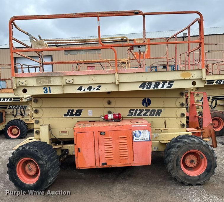 image for item DV9862 2000 JLG 40RTS scissor lift