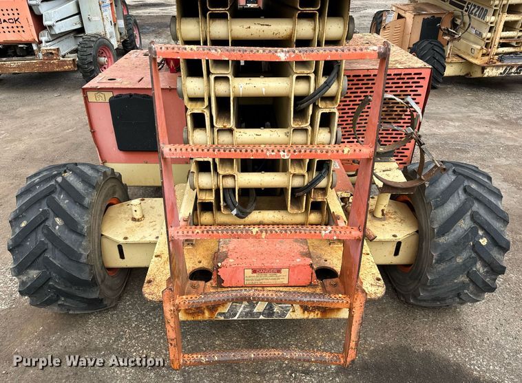 image for item DV9862 2000 JLG 40RTS scissor lift