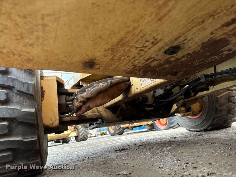 image for item DV9862 2000 JLG 40RTS scissor lift