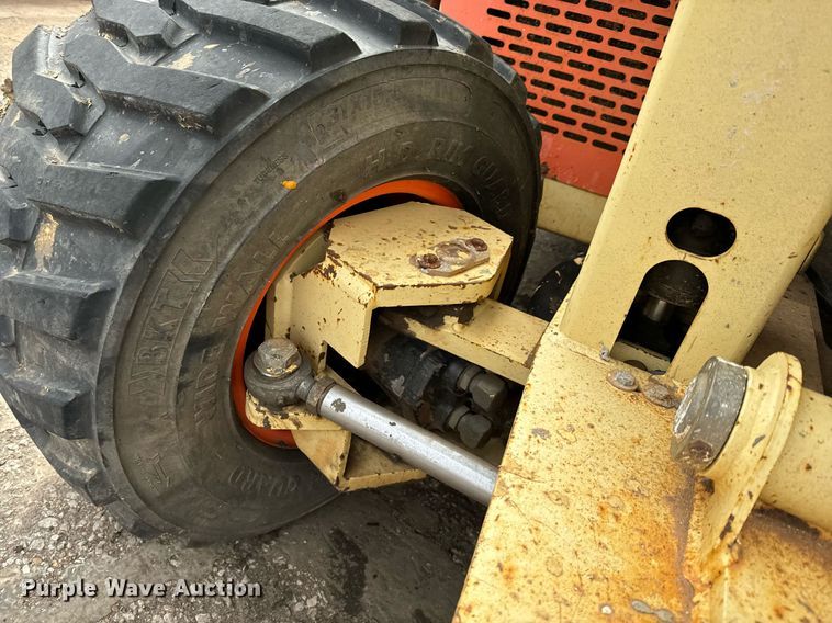 image for item DV9862 2000 JLG 40RTS scissor lift