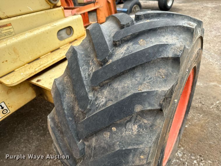 image for item DV9862 2000 JLG 40RTS scissor lift