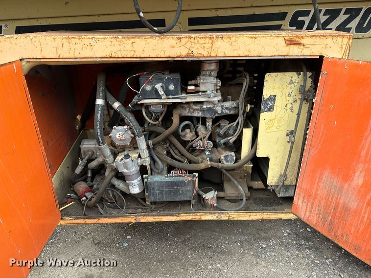 image for item DV9863 1996 JLG 33RTS scissor lift