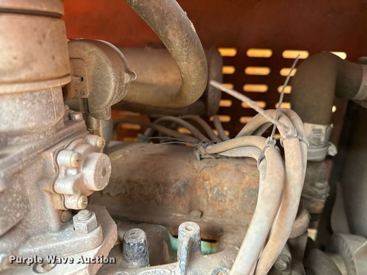 image for item DV9863 1996 JLG 33RTS scissor lift